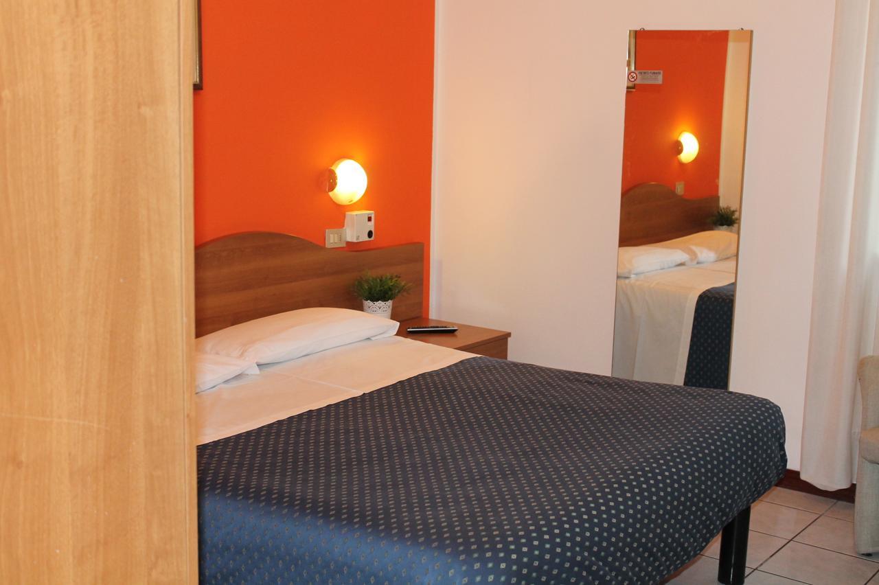 Hotel La Pace Milano Dış mekan fotoğraf